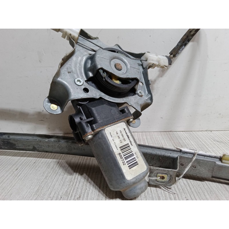 Recambio de elevalunas electrico delantero derecho para renault clio ii (bb_, cb_) 1.2 16v (bb05, bb0w, bb11, bb27, bb2t, bb2u, 