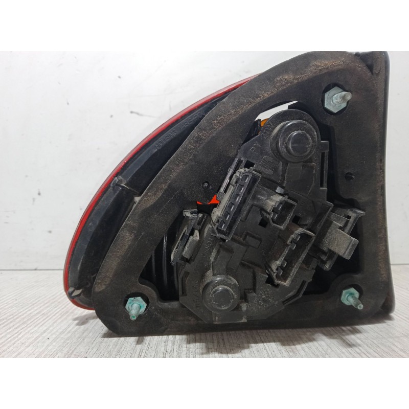 Recambio de piloto trasero derecho para seat leon (1m1) 1.6 16 v referencia OEM IAM IM6945258  