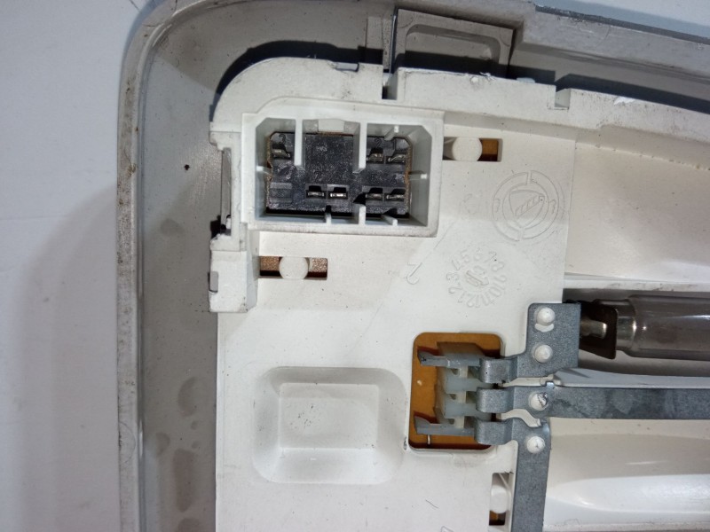 Recambio de luz interior trasera para fiat stilo (192_) 1.9 jtd (192_xe1a) referencia OEM IAM 735273815  