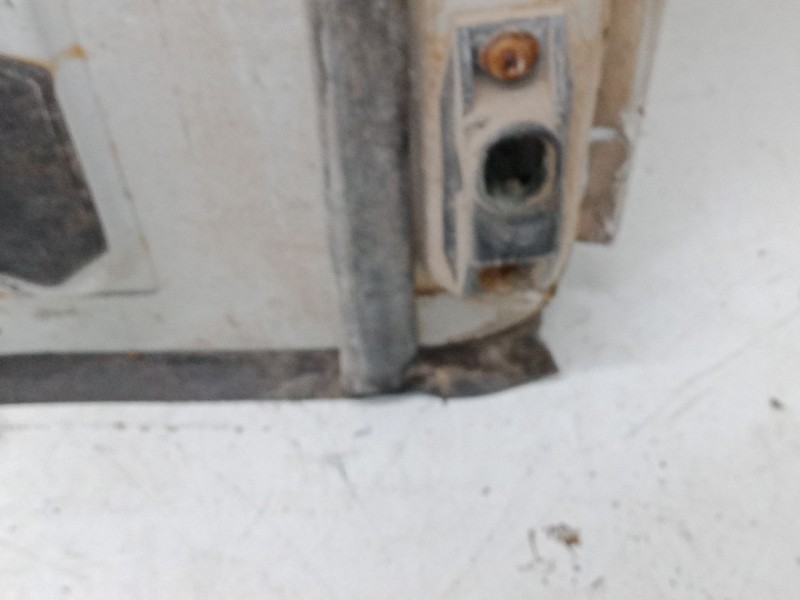 Recambio de porton trasero izquierdo para renault trafic autobús (t_, p_, v_) 2.1 d referencia OEM IAM   