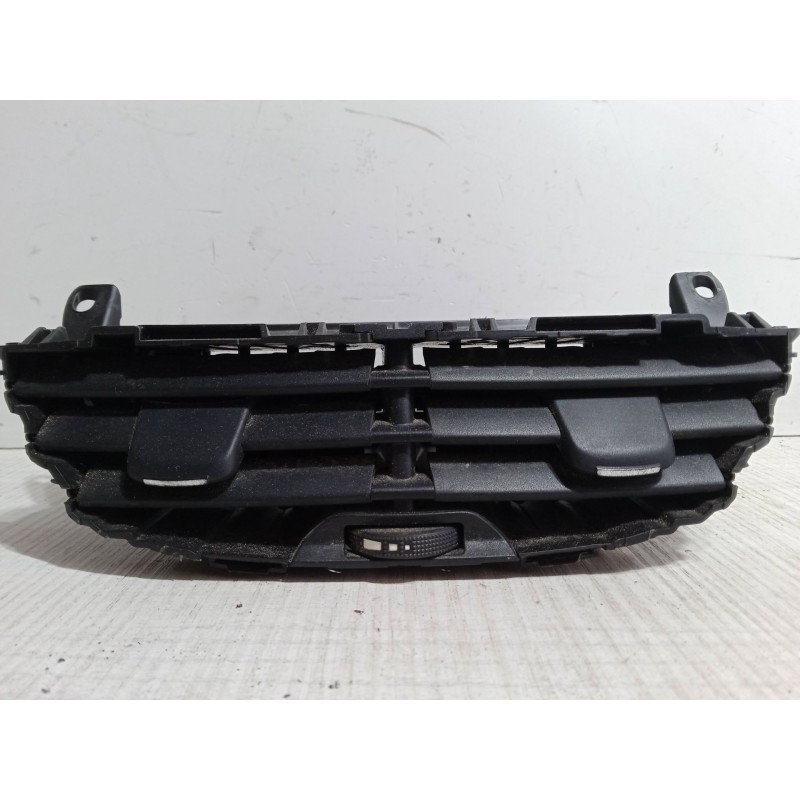 Recambio de aireador central para peugeot 208 i (ca_, cc_) 1.2 vti 82 referencia OEM IAM   