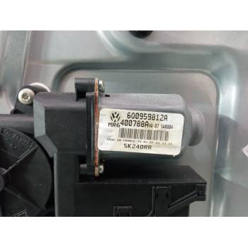 ELEVALUNAS ELECTRICO TRASERO DERECHO 
