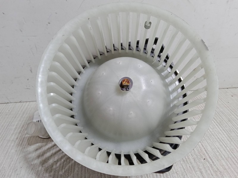 Recambio de motor calefaccion para citroën c-crosser (vu_, vv_) 2.2 hdi referencia OEM IAM   