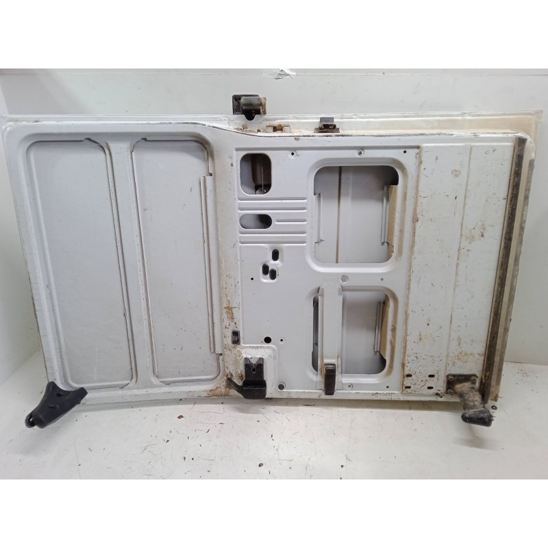 Recambio de puerta lateral corredera derecha para renault trafic autobús (t_, p_, v_) 2.1 d referencia OEM IAM   