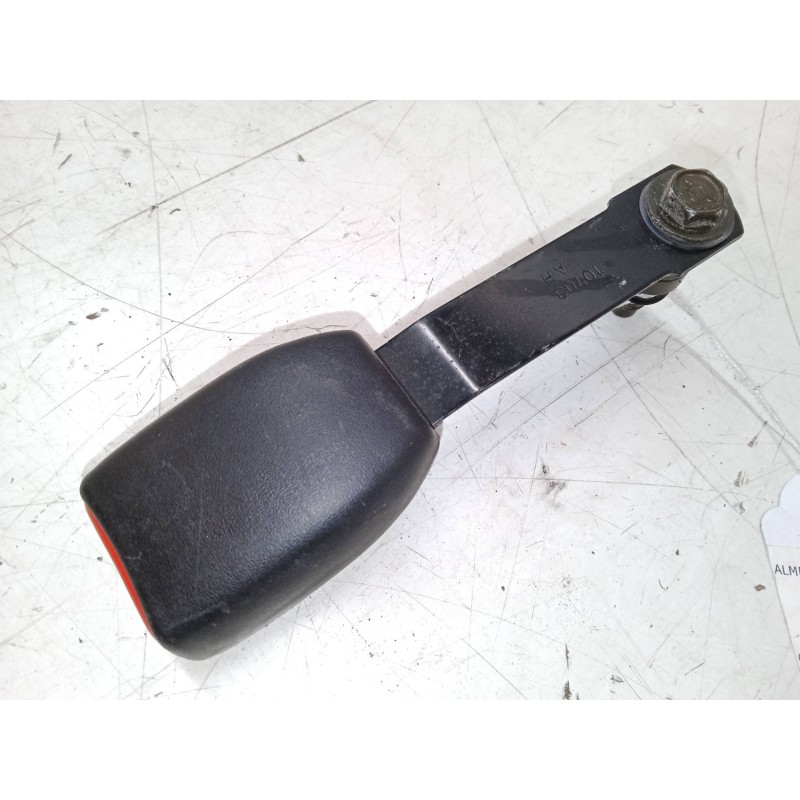 Recambio de anclaje cinturon delantero derecho para nissan almera i hatchback (n15) 1.4 referencia OEM IAM   