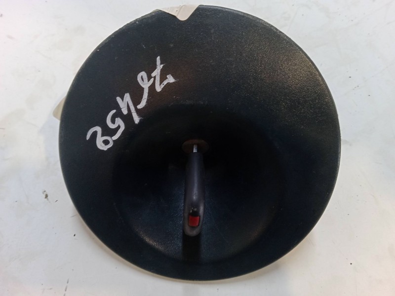 Recambio de tapa exterior combustible para renault kangoo express (fc0/1_) 1.2 (fc01, fc0a, fc0f) referencia OEM IAM   