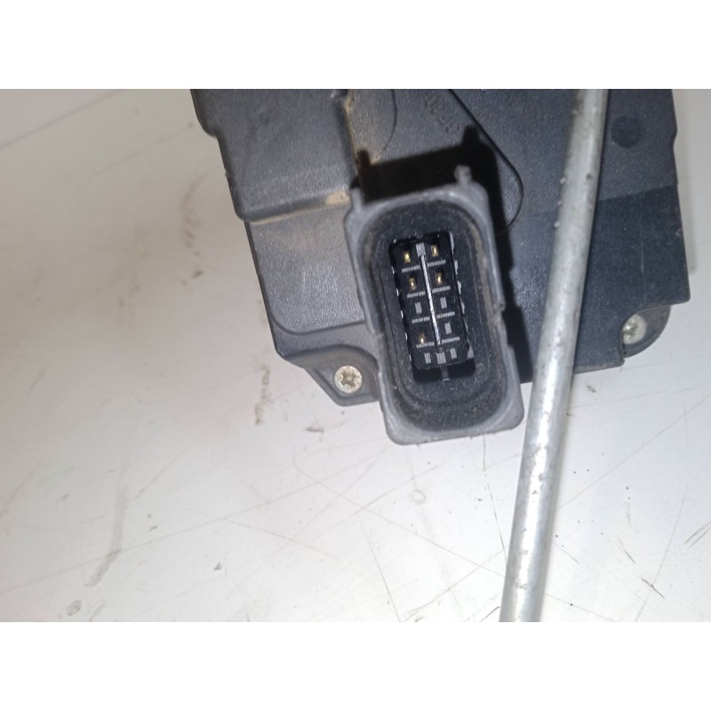 Recambio de cerradura puerta trasera derecha para opel zafira / zafira family b (a05) 1.9 cdti (m75) referencia OEM IAM   