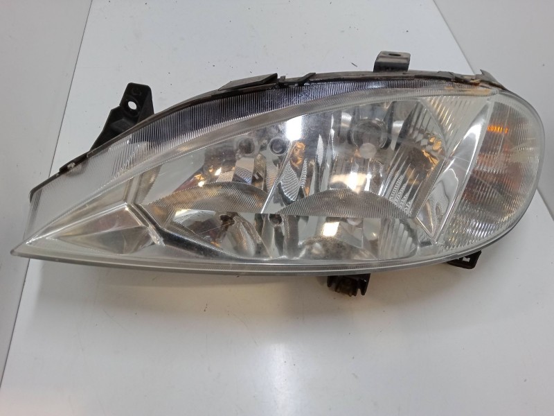 Recambio de faro izquierdo para renault megane i classic (la0/1_) 1.4 16v (la0d, la1h, la0w, la10) referencia OEM IAM 7700427874