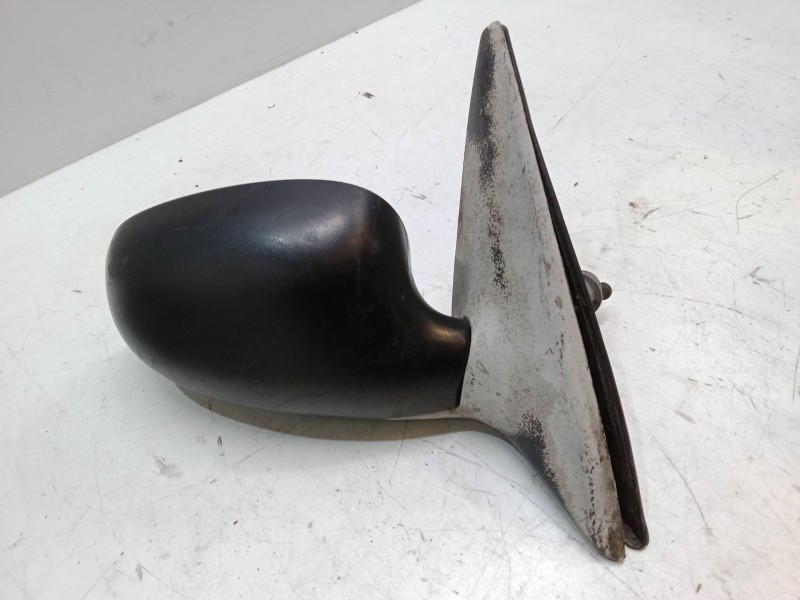 Recambio de retrovisor derecho para daewoo lanos (klat) 1.5 referencia OEM IAM   