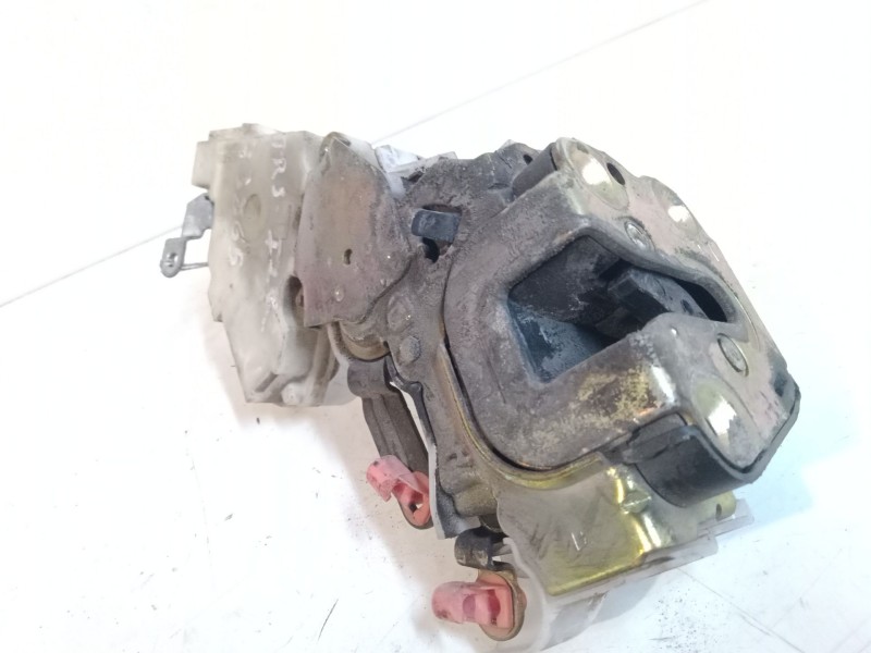 Recambio de cerradura puerta trasera izquierda para nissan almera ii hatchback (n16) 2.2 di referencia OEM IAM   