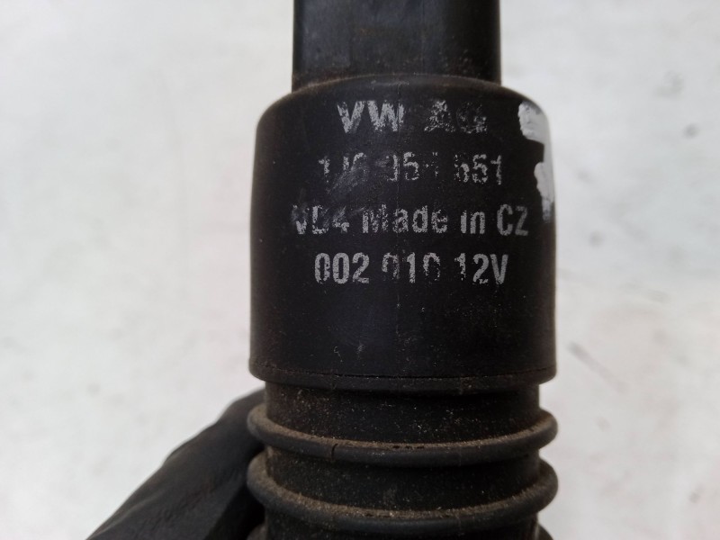 Recambio de bomba limpiaparabrisas para volkswagen golf iv variant (1j5) 1.6 referencia OEM IAM 1J5955651  