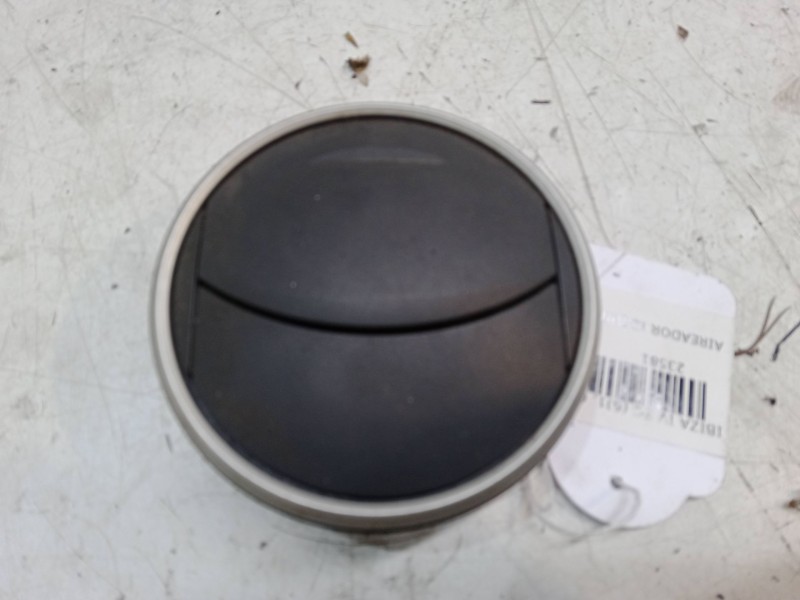 Recambio de aireador izquierdo para seat ibiza iv sc (6j1, 6p5) 1.4 tdi referencia OEM IAM   