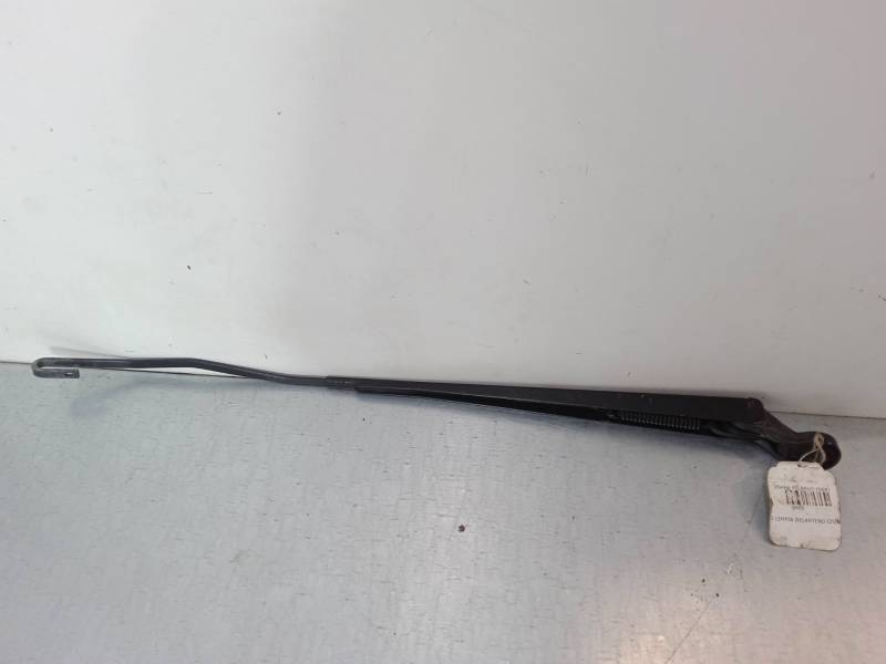 BRAZO LIMPIA DELANTERO IZQUIERDO 