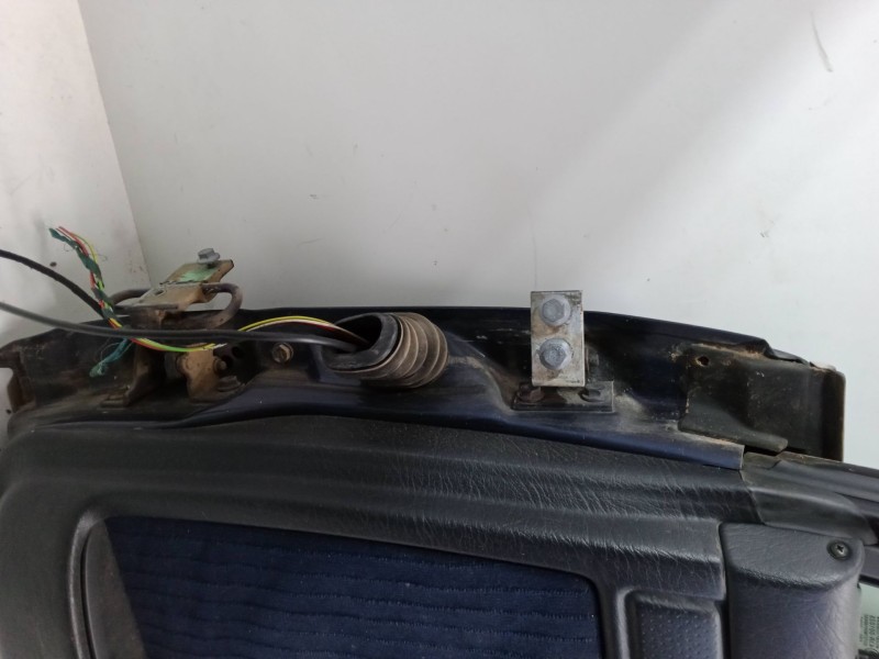 Recambio de puerta trasera derecha para audi a6 c4 avant (4a5) 2.6 quattro referencia OEM IAM   