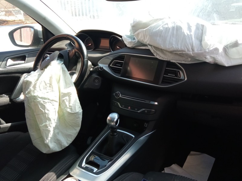 peugeot 308 sw ii (lc_, lj_, lr_, lx_, l4_) del año 2015 peugeot 308 sw ii (lc_, lj_, lr_, lx_, l4_) del año 2015