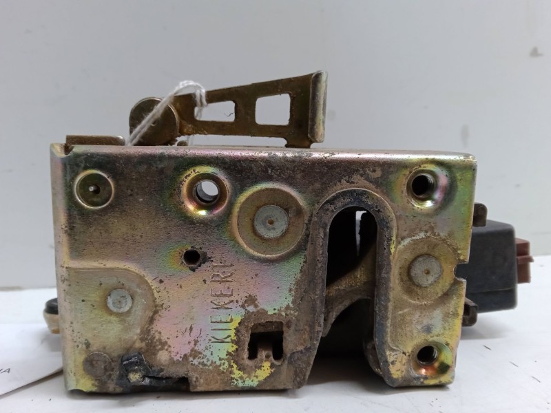 Recambio de cerradura puerta trasera derecha para citroën saxo (s0, s1) 1.4 vts referencia OEM IAM   