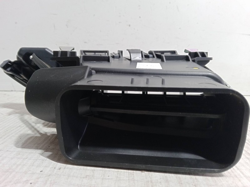 Recambio de aireador derecho para peugeot 208 i (ca_, cc_) 1.2 vti 82 referencia OEM IAM    Recambio de aireador derecho para peugeot 208 i (ca_, cc_) 1.2 vti 82 referencia OEM IAM