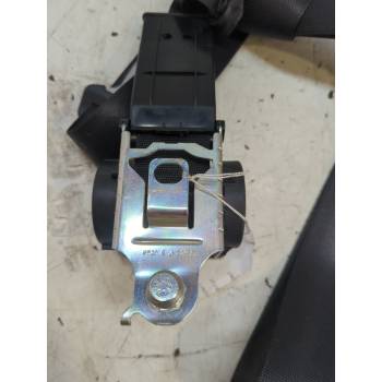 CINTURON SEGURIDAD DELANTERO DERECHO 