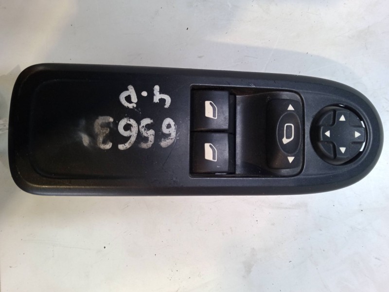 Recambio de mando elevalunas delantero izquierdo para citroën c3 ii (sc_) 1.0 vti 68 referencia OEM IAM   