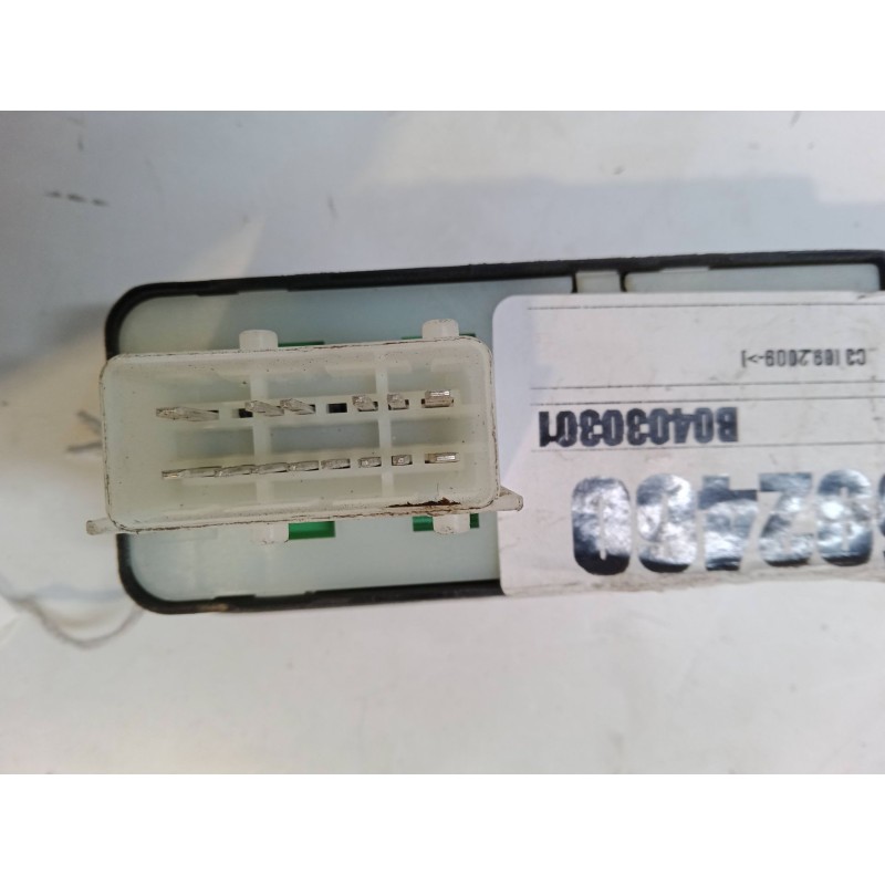 Recambio de mando elevalunas delantero izquierdo para citroën c3 ii (sc_) 1.0 vti 68 referencia OEM IAM   