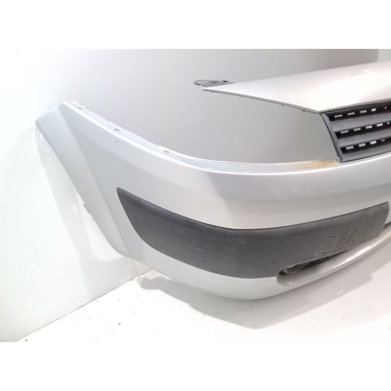 Recambio de paragolpes delantero para renault megane ii (bm0/1_, cm0/1_) 1.9 dci (bm0g, cm0g) referencia OEM IAM   