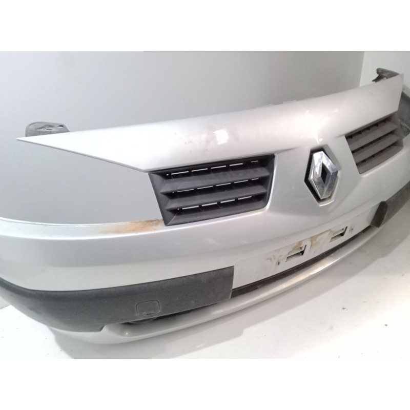 Recambio de paragolpes delantero para renault megane ii (bm0/1_, cm0/1_) 1.9 dci (bm0g, cm0g) referencia OEM IAM   