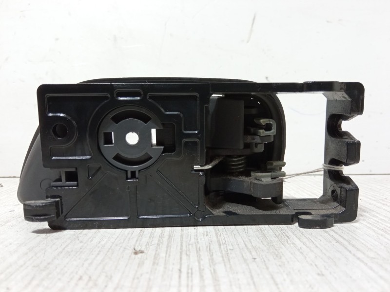 Recambio de maneta interior puerta delantera izquierda para kia rio ii (jb) 1.4 16v referencia OEM IAM   