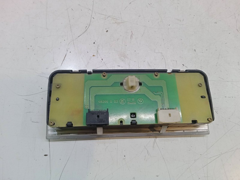 Recambio de luz interior delantera para bmw 1 (e87) 118 d referencia OEM IAM   