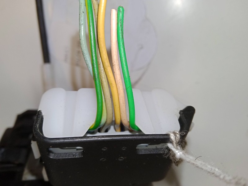 Recambio de cerradura puerta trasera derecha para peugeot 308 cc (4b_) 1.6 16v referencia OEM IAM   