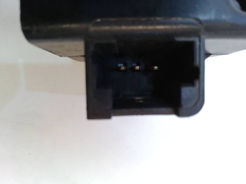 CERRADURA MALETERO / PORTON 