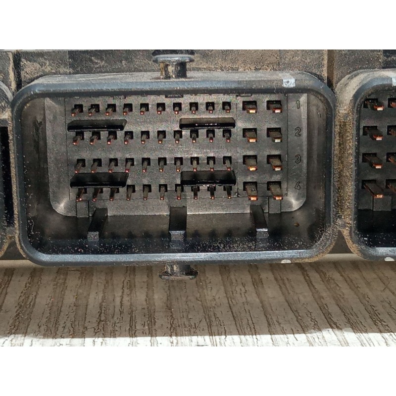 Recambio de centralita motor uce para citroën c-crosser (vu_, vv_) 2.2 hdi referencia OEM IAM 96637579809664487580  0281013666