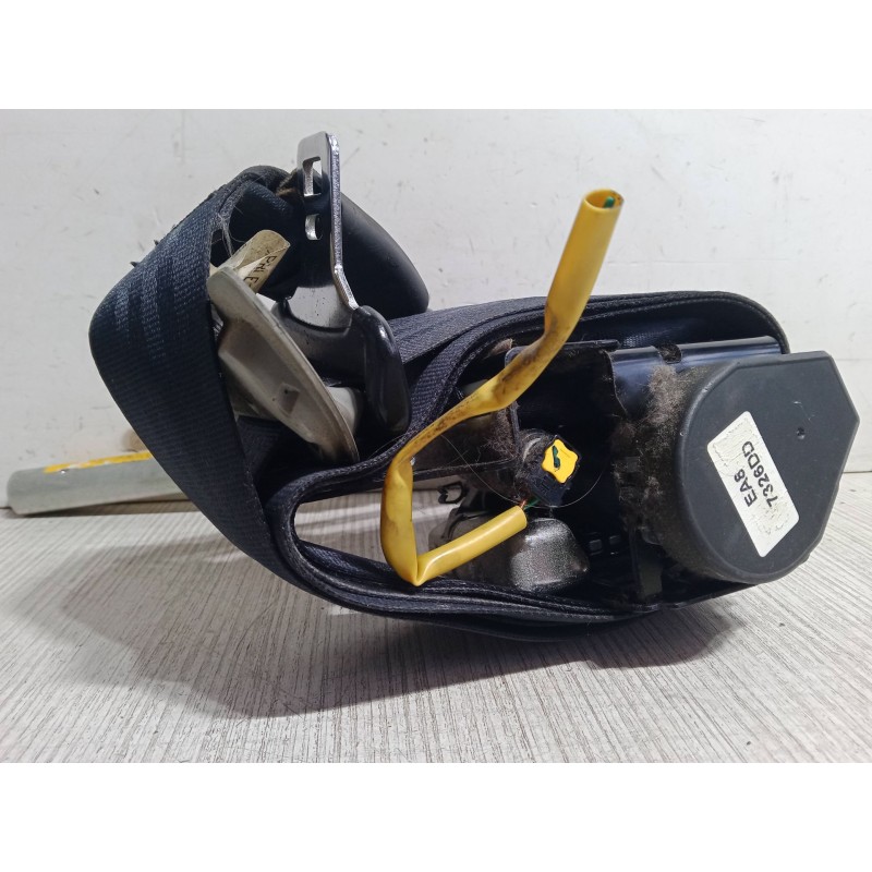 Recambio de cinturon con pretensor delantero izquierdo para citroën c-crosser (vu_, vv_) 2.2 hdi referencia OEM IAM   
