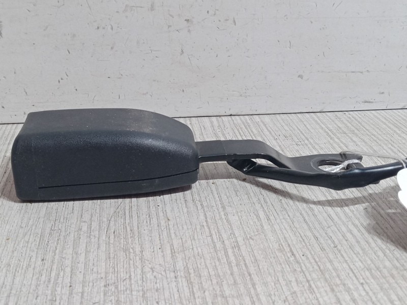 Recambio de anclaje cinturon delantero derecho para citroën c-crosser (vu_, vv_) 2.2 hdi referencia OEM IAM   