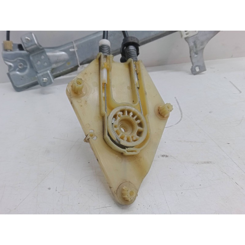 Recambio de elevalunas trasero derecho para renault megane iii hatchback (bz0/1_, b3_) 1.5 dci referencia OEM IAM   