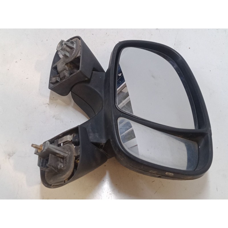 Recambio de retrovisor derecho para opel vivaro a furgoneta (x83) 2.5 dti (f7) referencia OEM IAM   