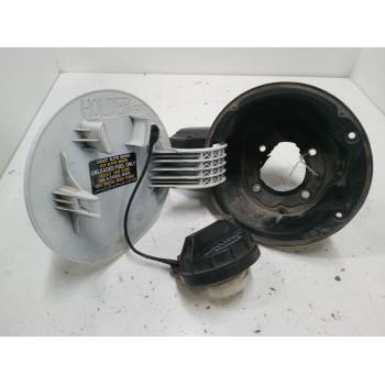 TAPA EXTERIOR COMBUSTIBLE 