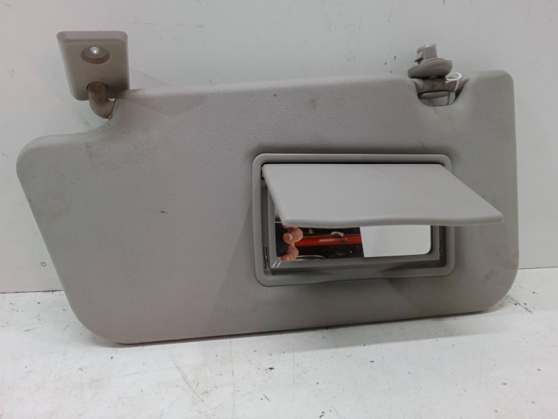 Recambio de parasol izquierdo para nissan micra iii (k12) 1.5 dci referencia OEM IAM   