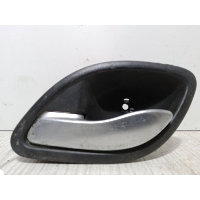 Recambio de maneta interior puerta delantera izquierda para renault laguna ii (bg0/1_) 1.9 dci (bg1a, bg1w, bg0g) referencia OEM