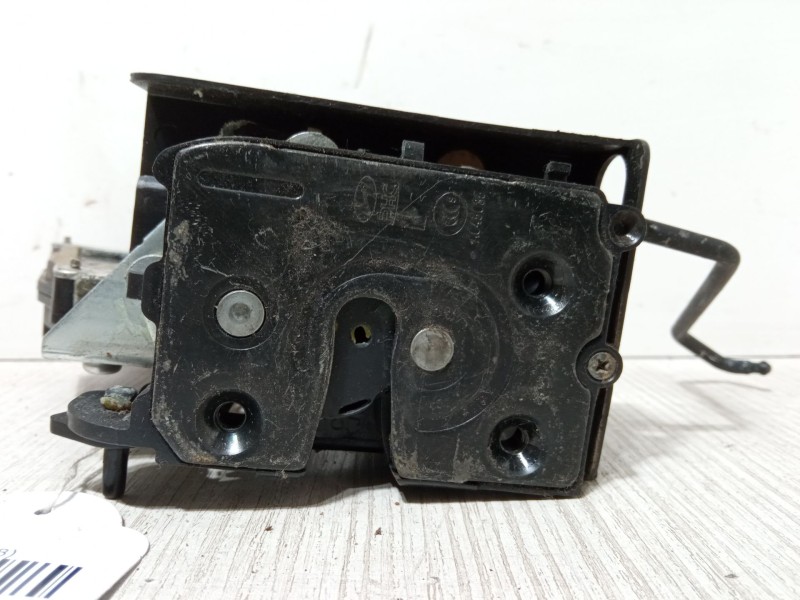 Recambio de cerradura puerta trasera izquierda para kia rio ii (jb) 1.4 16v referencia OEM IAM   