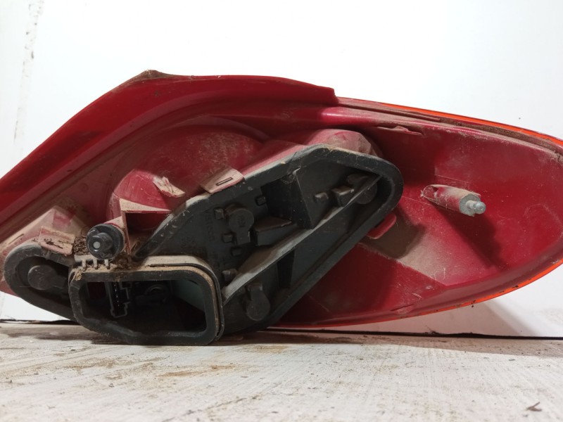 Recambio de piloto trasero izquierdo para peugeot 207/207+ (wa_, wc_) 1.4 16v referencia OEM IAM   