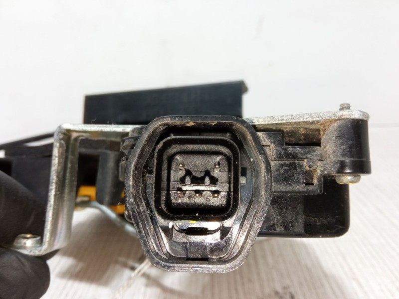 Recambio de cerradura puerta trasera izquierda para kia rio ii (jb) 1.4 16v referencia OEM IAM   