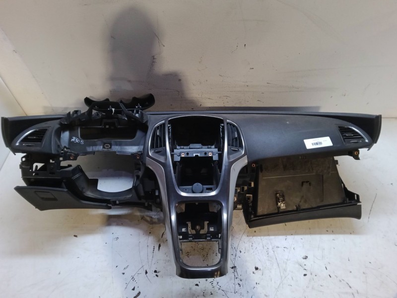 Recambio de salpicadero para opel astra j (p10) 1.7 cdti (68) referencia OEM IAM   