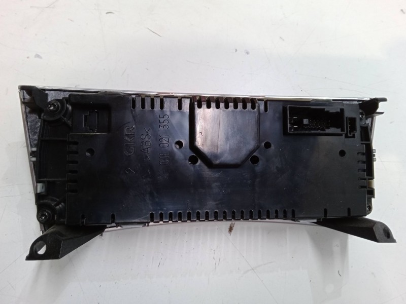 Recambio de mando climatizador para mercedes-benz clase c (w203) c 220 cdi (203.008) referencia OEM IAM A2038303085  9140010525
