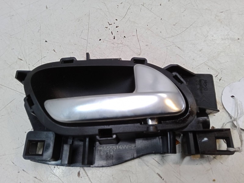 Recambio de maneta interior puerta delantera derecha para peugeot 208 i (ca_, cc_) 1.2 vti 82 referencia OEM IAM   
