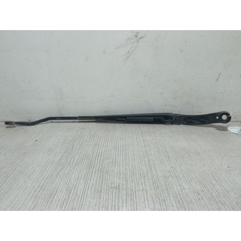 Recambio de brazo limpia delantero izquierdo para citroën c-crosser (vu_, vv_) 2.2 hdi referencia OEM IAM   