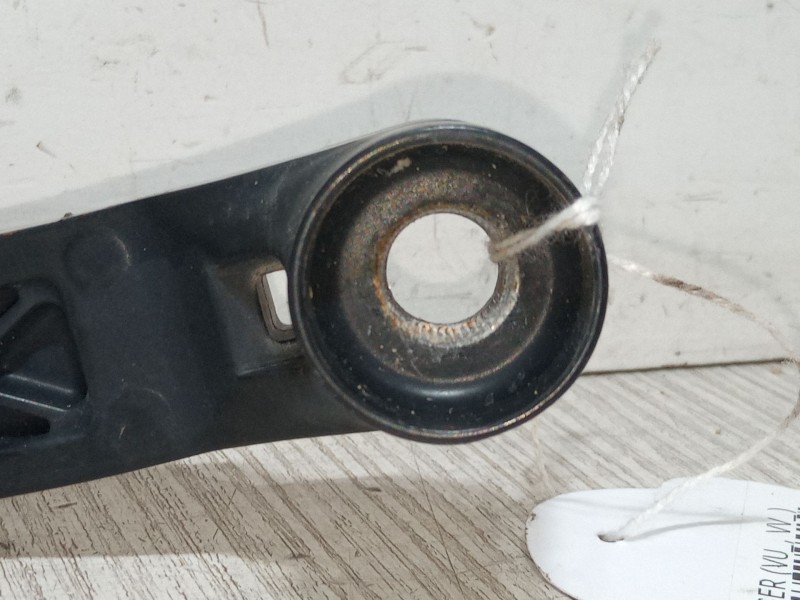 Recambio de brazo limpia delantero izquierdo para citroën c-crosser (vu_, vv_) 2.2 hdi referencia OEM IAM   