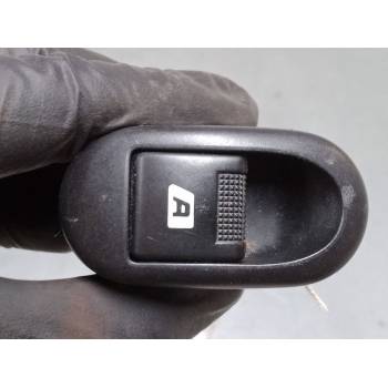 MANDO ELEVALUNAS DELANTERO IZQUIERDO 96401469XT 
