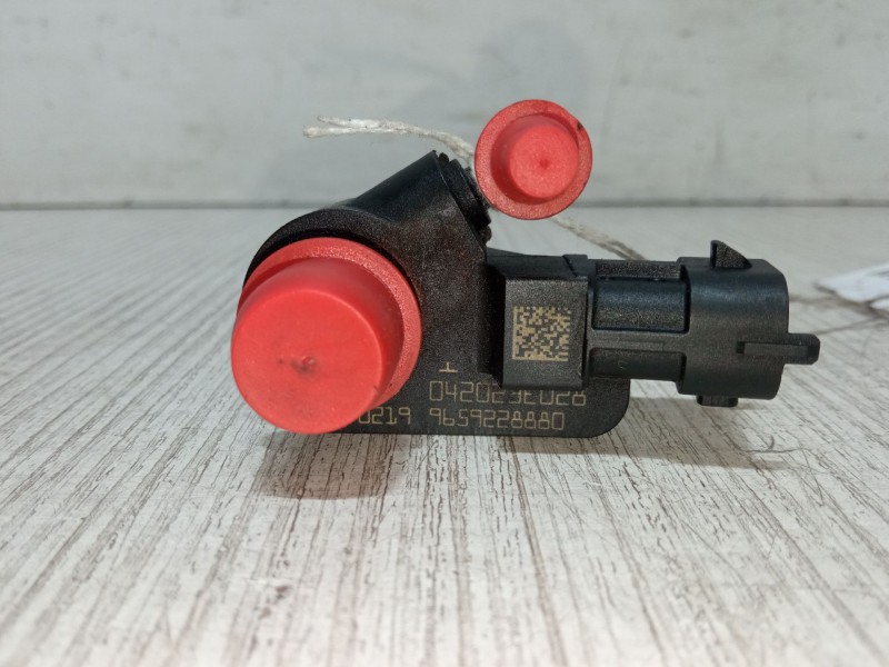 Recambio de inyector para citroën c-crosser (vu_, vv_) 2.2 hdi referencia OEM IAM 9659228880  