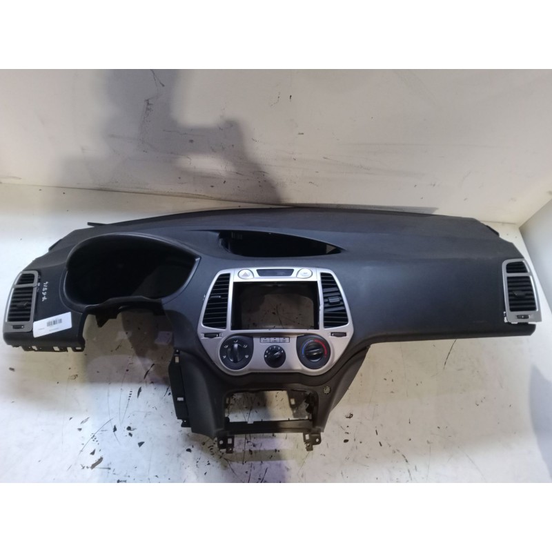 Recambio de salpicadero para hyundai i20 i (pb, pbt) 1.2 referencia OEM IAM   