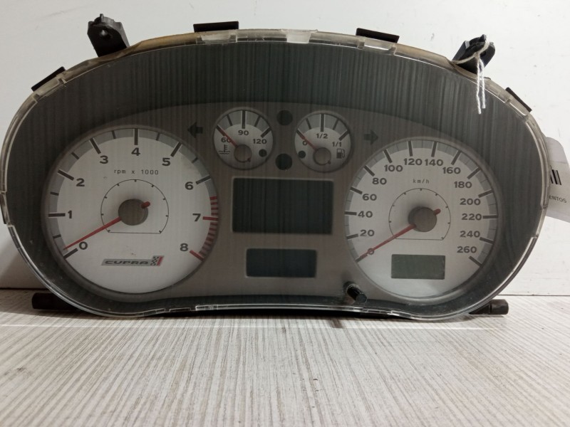 Recambio de cuadro instrumentos para seat cordoba (6k1, 6k2) 1.0 i referencia OEM IAM 110008924081  W06K0920801H